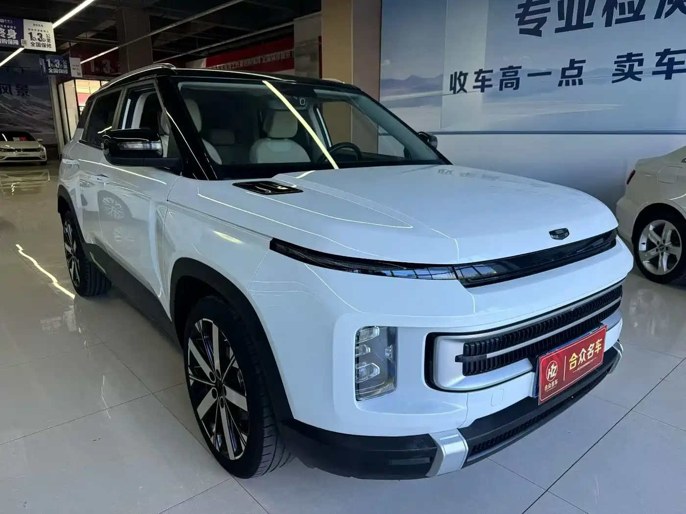 Фото 3 - Geely ICON