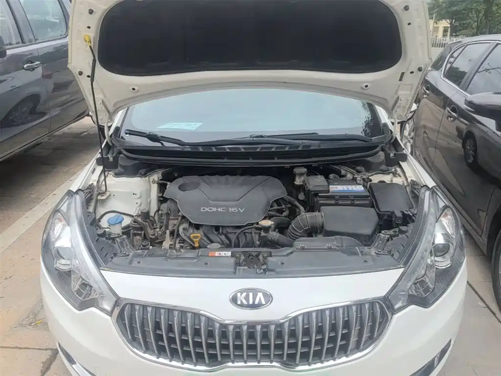 Kia K3 2013 1.6L Automatic GLS фото 20