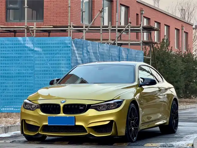 BMW M4