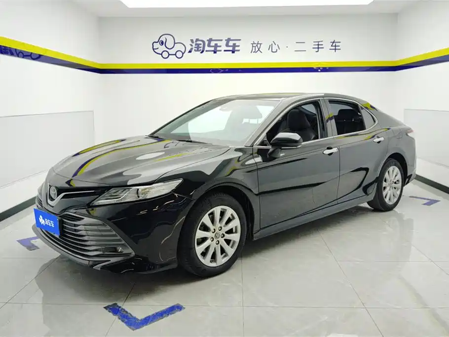 Toyota Camry 2019 Facelift 2.0G Luxury Edition