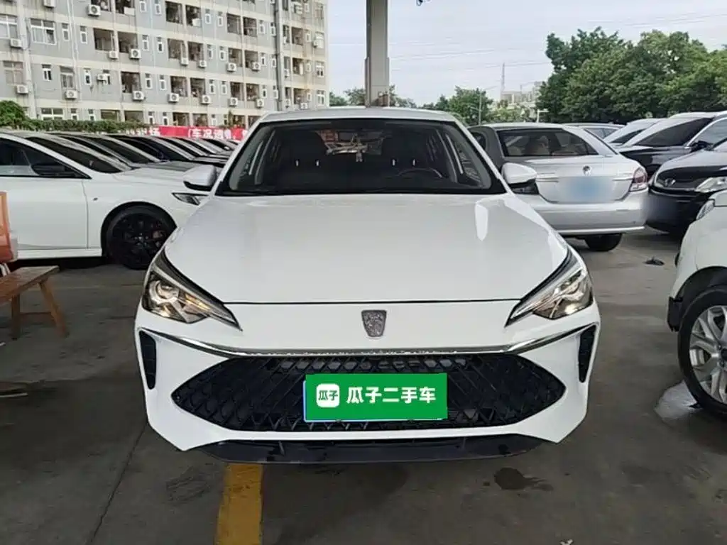 Фото 3 - Roewe i5