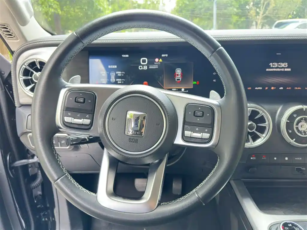 Tank 300 2021 Off-road Edition 2.0T Challenger фото 19