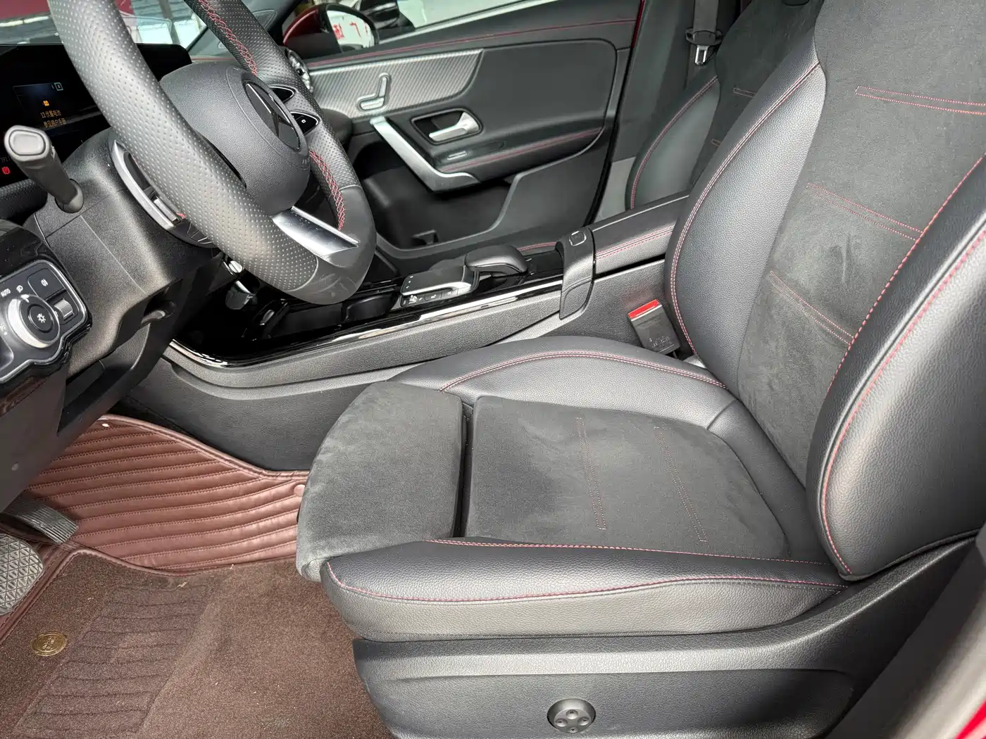 Mercedes-Benz A-Class 2024 2023 A 200 L Fashion