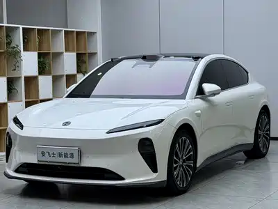 NIO ET5