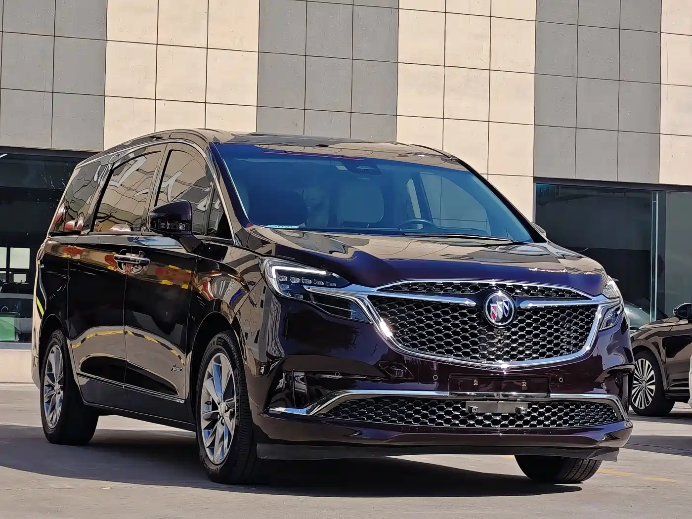 Фото 3 - Buick GL8