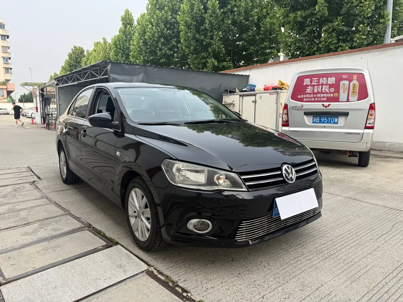 Volkswagen Jetta 2013 1.6L Manual Comfort фото 2