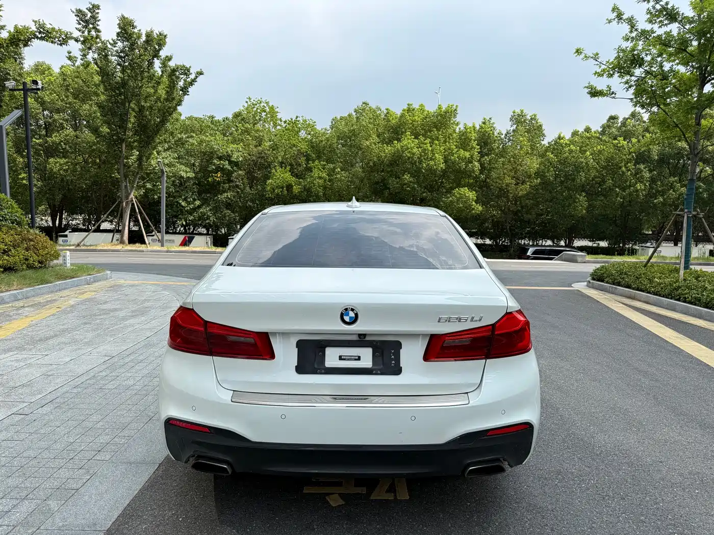 صورة 6 - BMW 5 Series