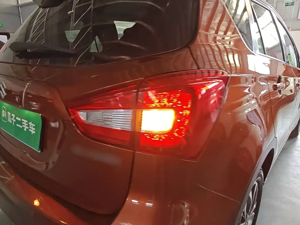 Suzuki Xiaotu 2017 2017 1.6L CVT 2WD Urban Progressive Edition
