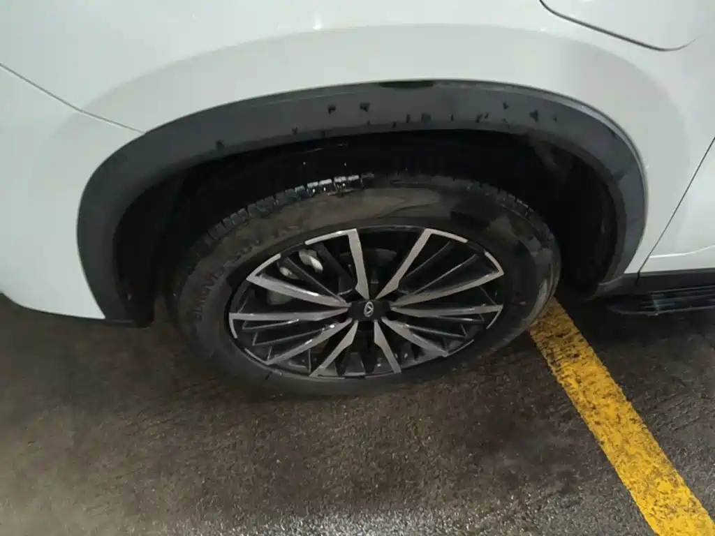 Chery Tiggo 8 PLUS Kunpeng e+ 2022 2022 PHEV 1.5T Urban e+