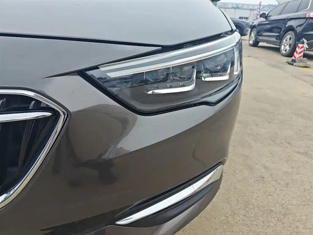 Buick Regal 2019 Model 20T Elite Type China V фото 24