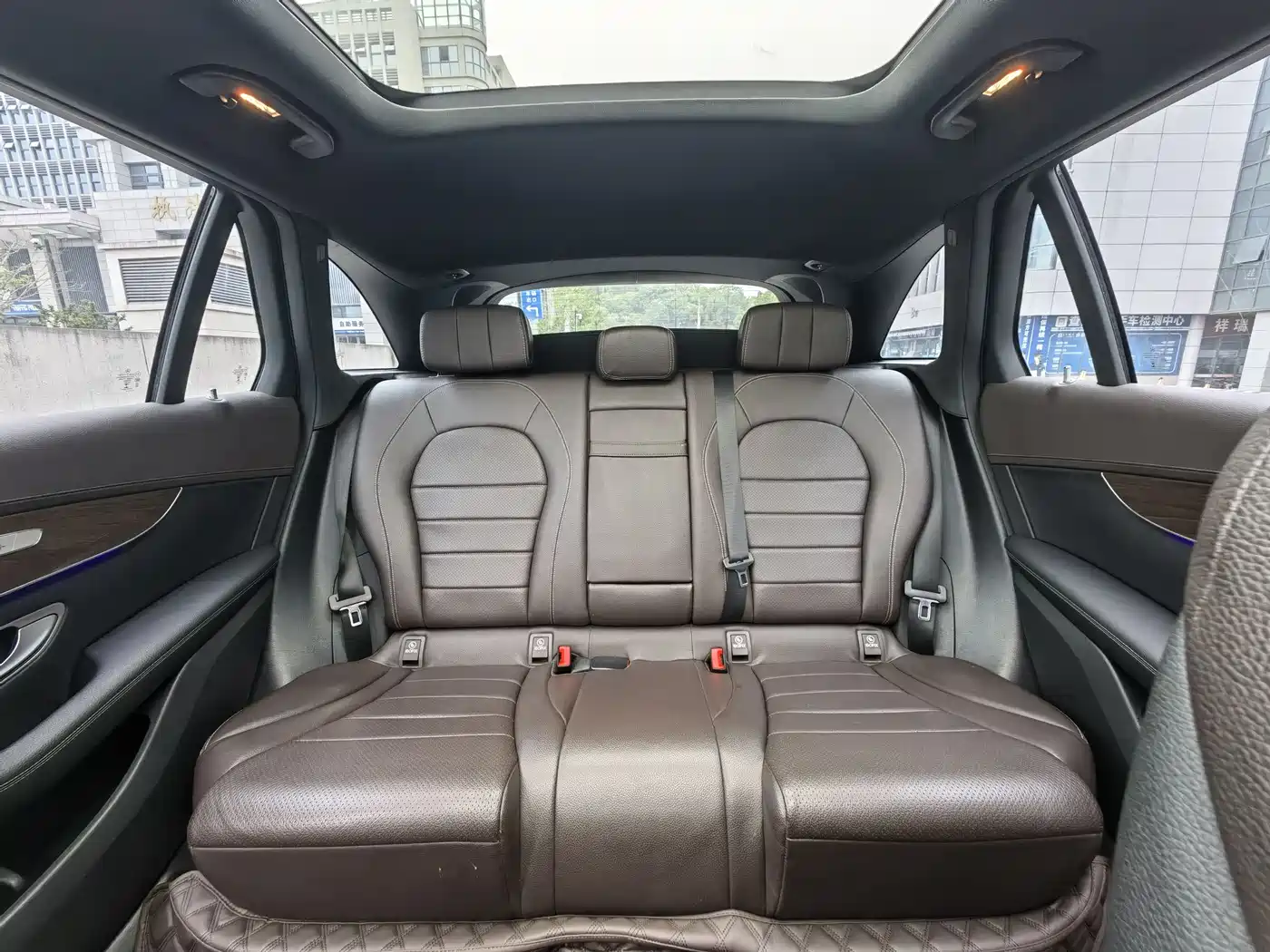 Mercedes-Benz GLC 2022 Model GLC 260 L 4MATIC Luxury Edition фото 14