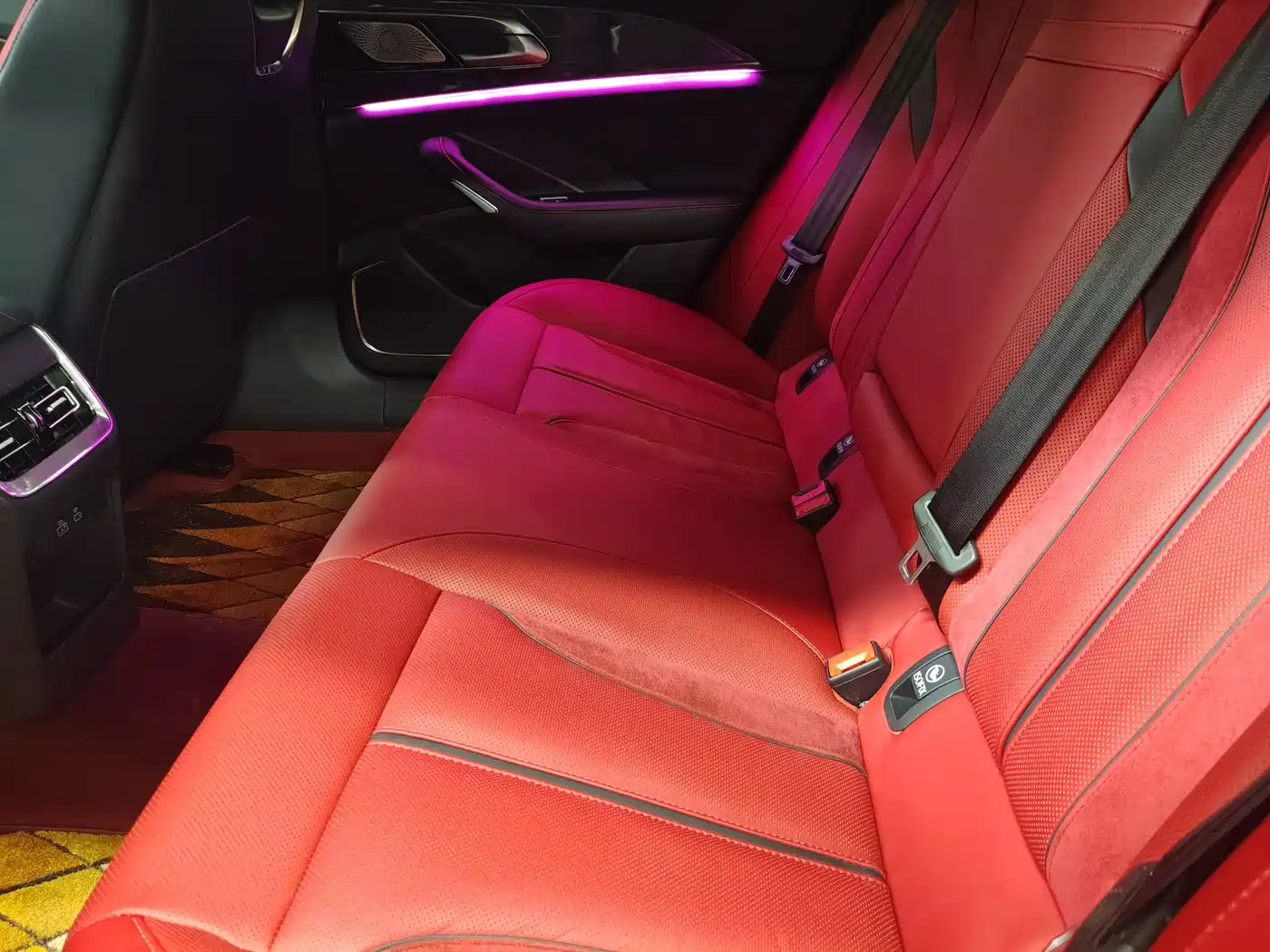 Hongqi H6 2023 2.0T Premium Edition фото 24