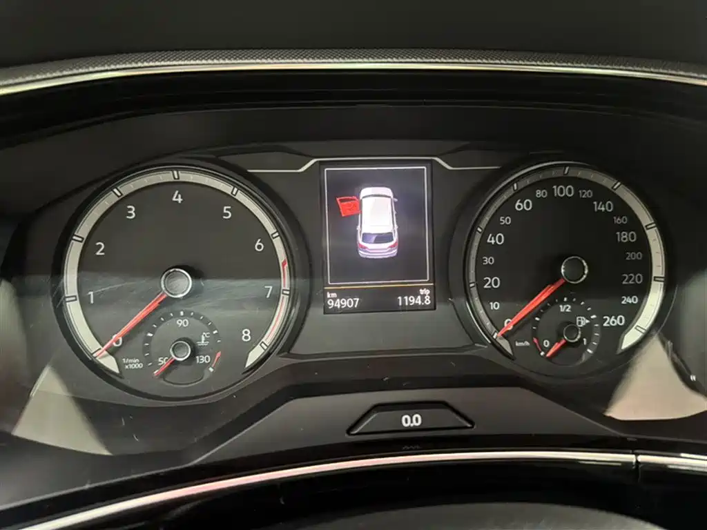 Volkswagen Tayron 2019 330TSI 2WD Luxury China VI фото 3