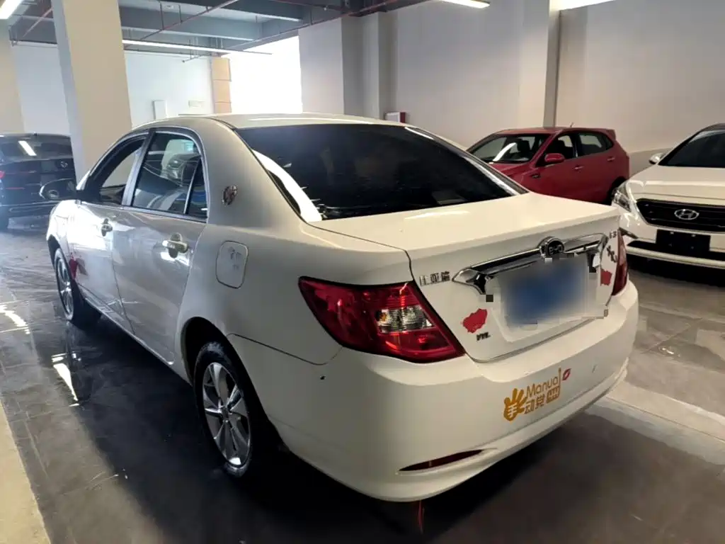 Фото 5 - BYD F3