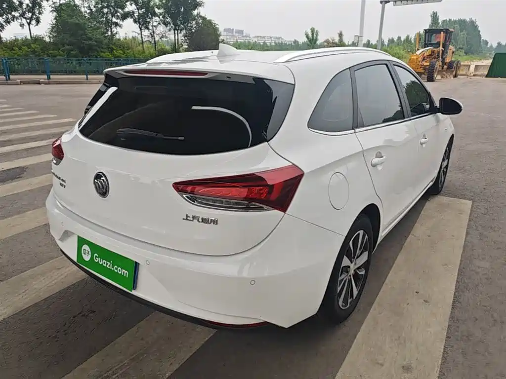 Buick Excelle GT 2019 18T Auto Connected Elite China VI фото 7