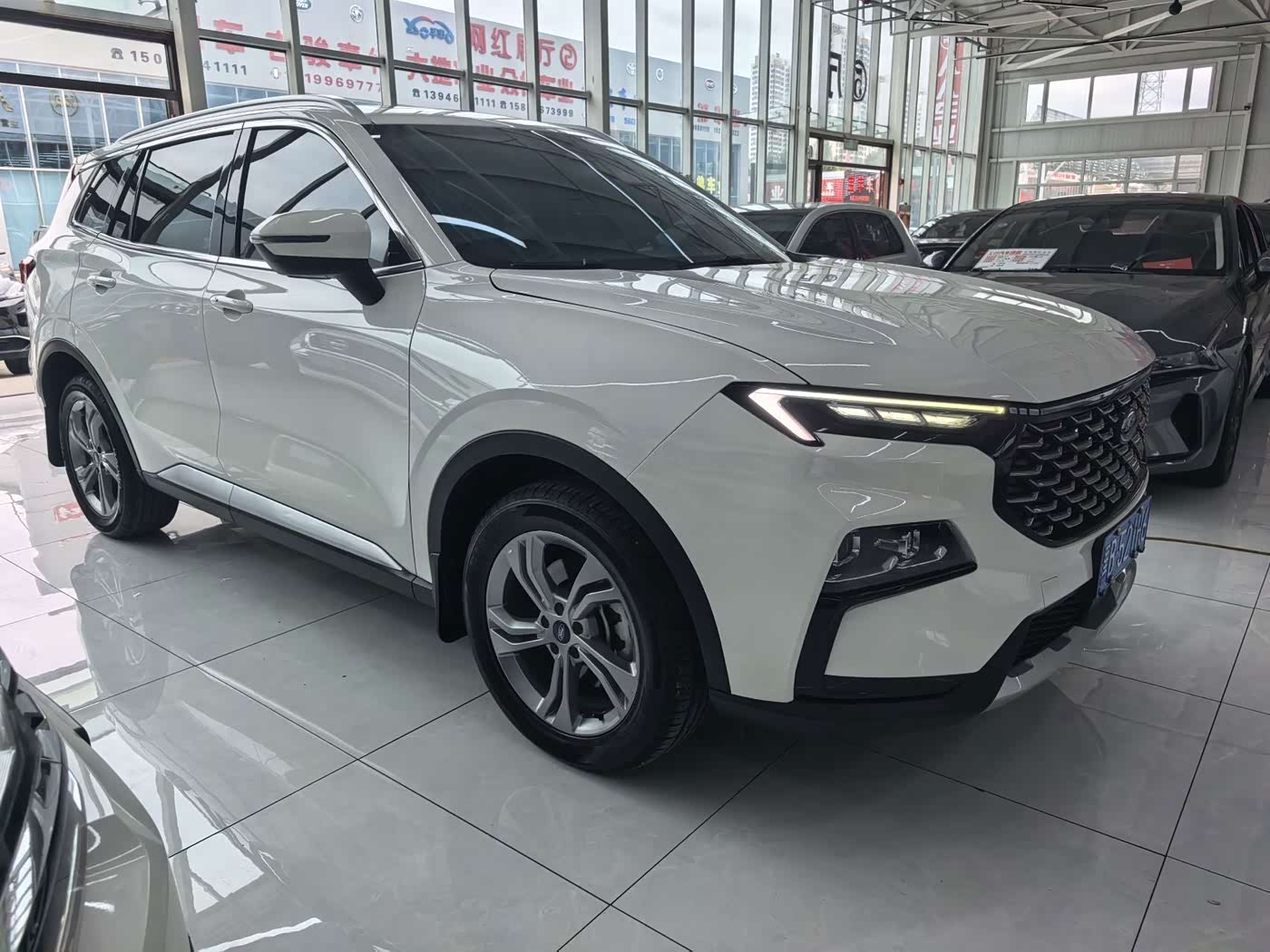 Ford Lingrui