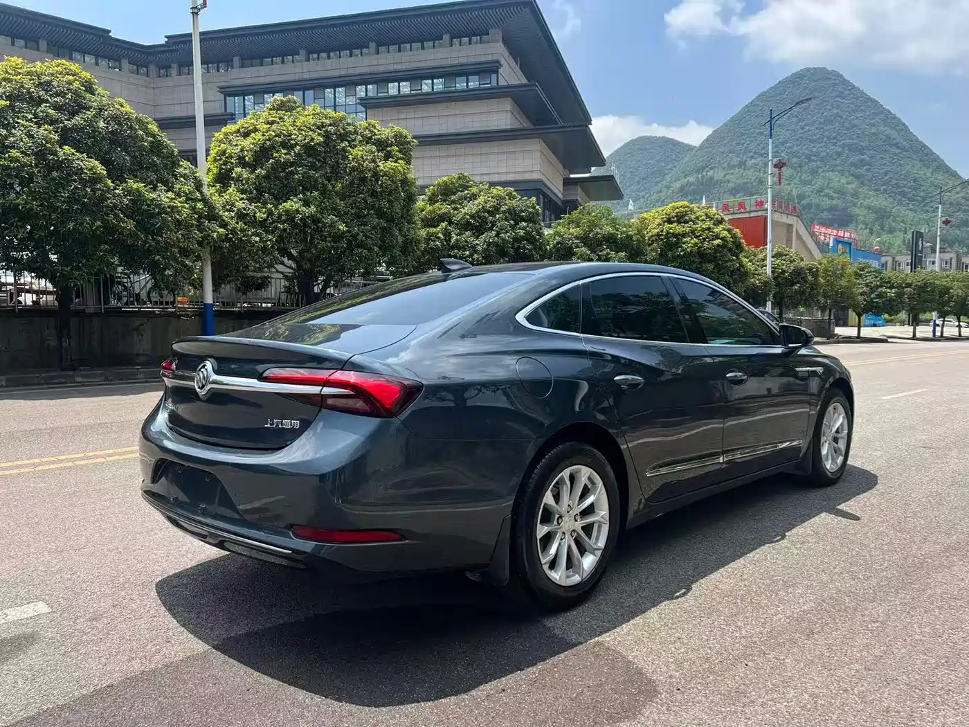 Buick LaCrosse 2021 652T Luxury Edition фото 7