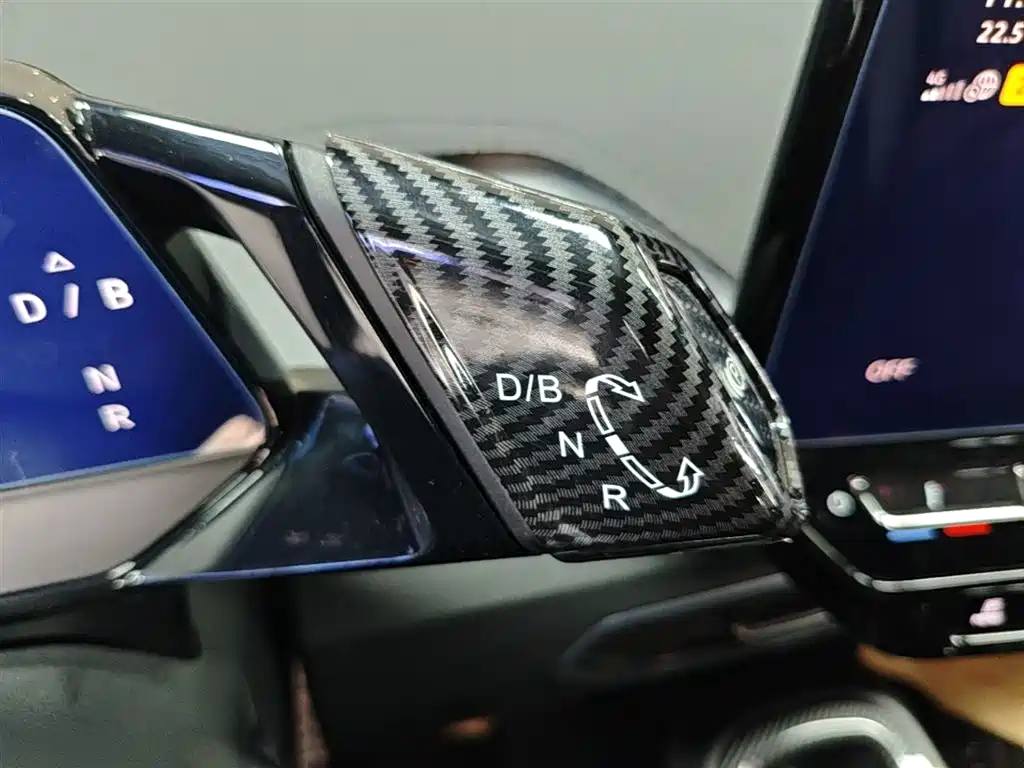 Volkswagen ID.3 2023 Pure Smart Edition фото 14