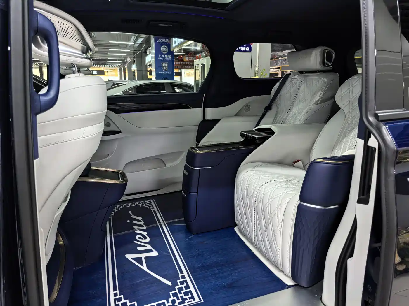 Buick GL8 2021 Avenir Aivia 4-Seater Prestige Edition фото 6
