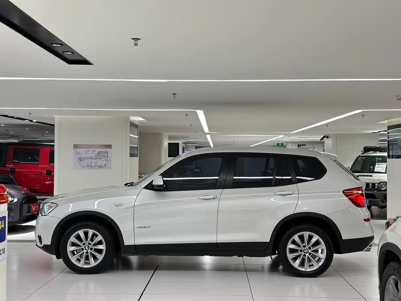 BMW X3 (Import) 2014 xDrive28i Leading Edition фото 4