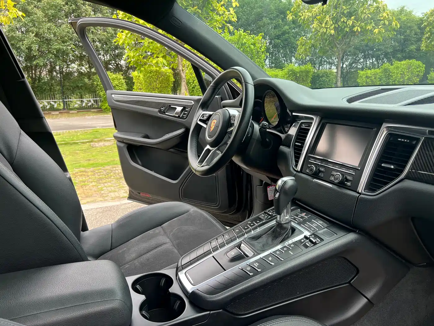 Porsche Macan 2014 Macan 2.0T фото 12