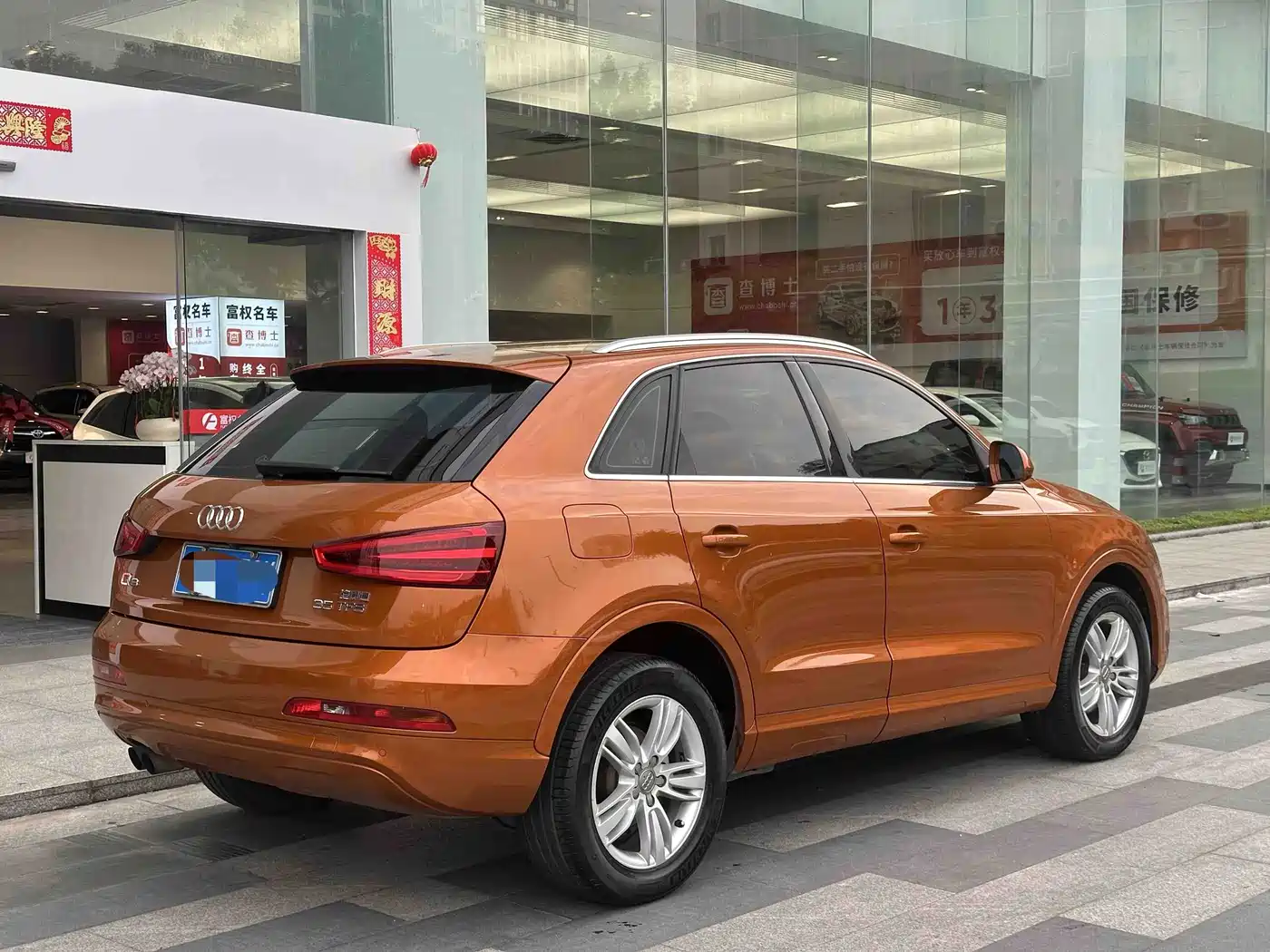 Фото 8 - Audi Q3