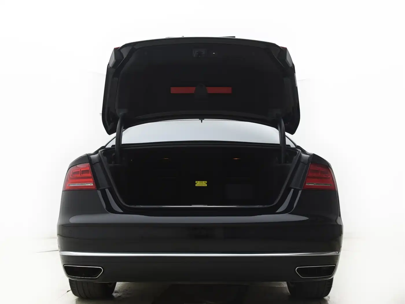 Audi A8 2011 2011 A8L W12 6.3 FSI quattro