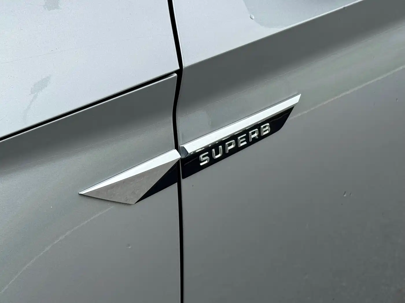Škoda Superb 2018 TSI330 DSG Luxury Edition China V фото 6