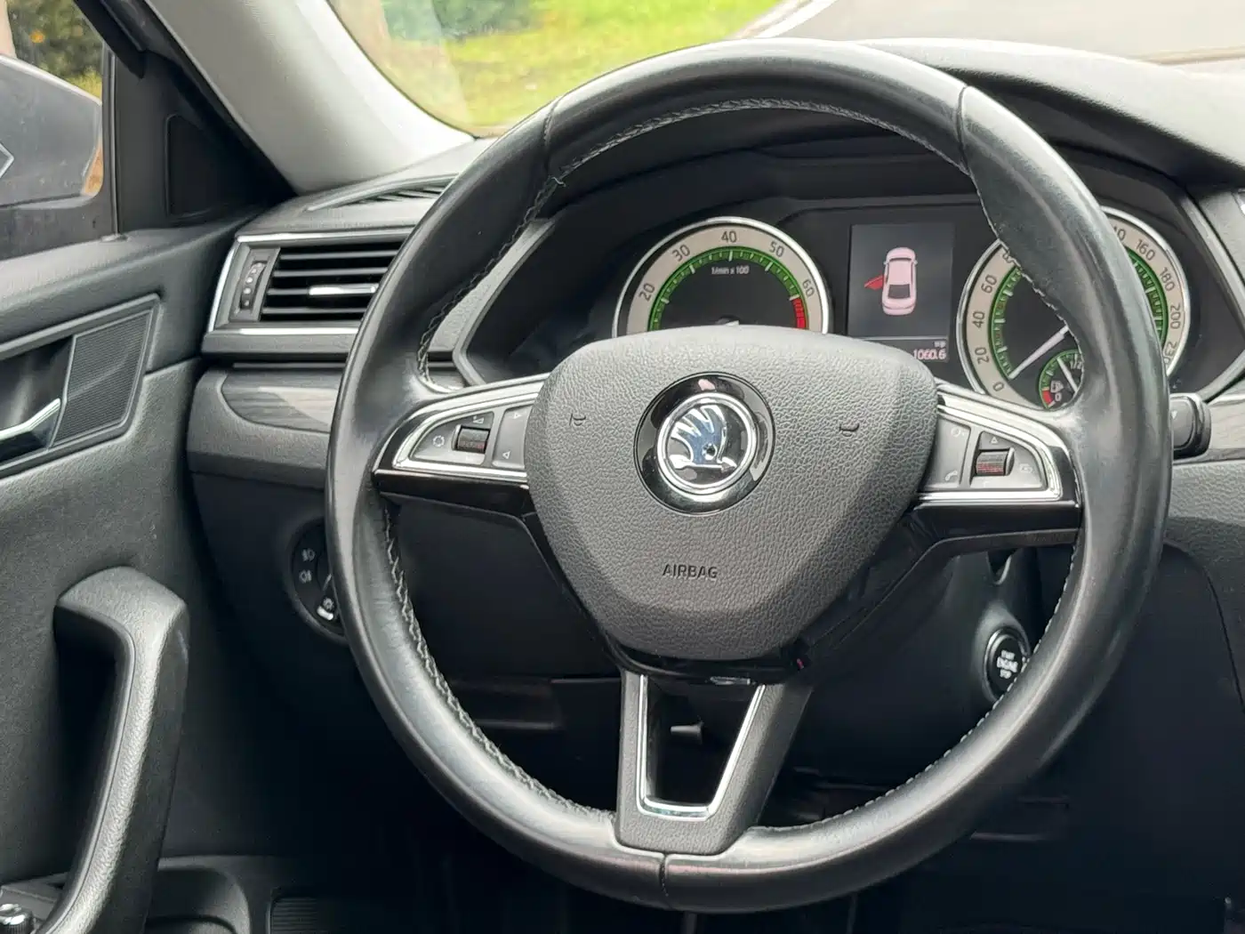 Škoda Superb 2018 TSI330 DSG Luxury Edition China V фото 11