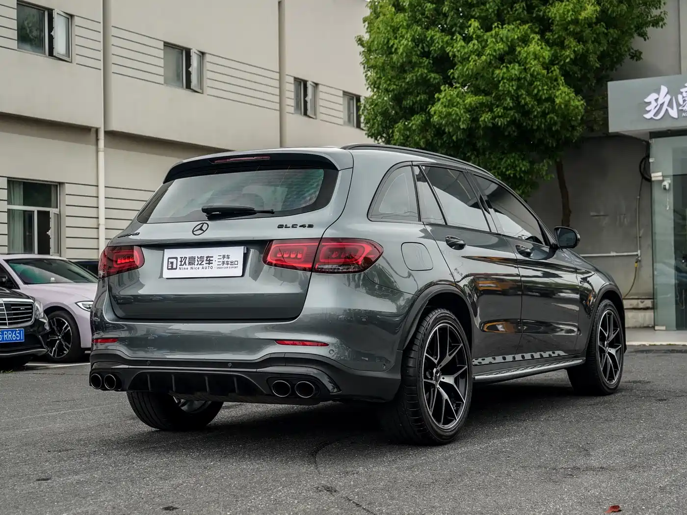 MERCEDES-BENZ GLC AMG