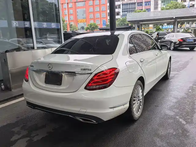 Mercedes-Benz C-Class 2015 C 200 L — фото 2