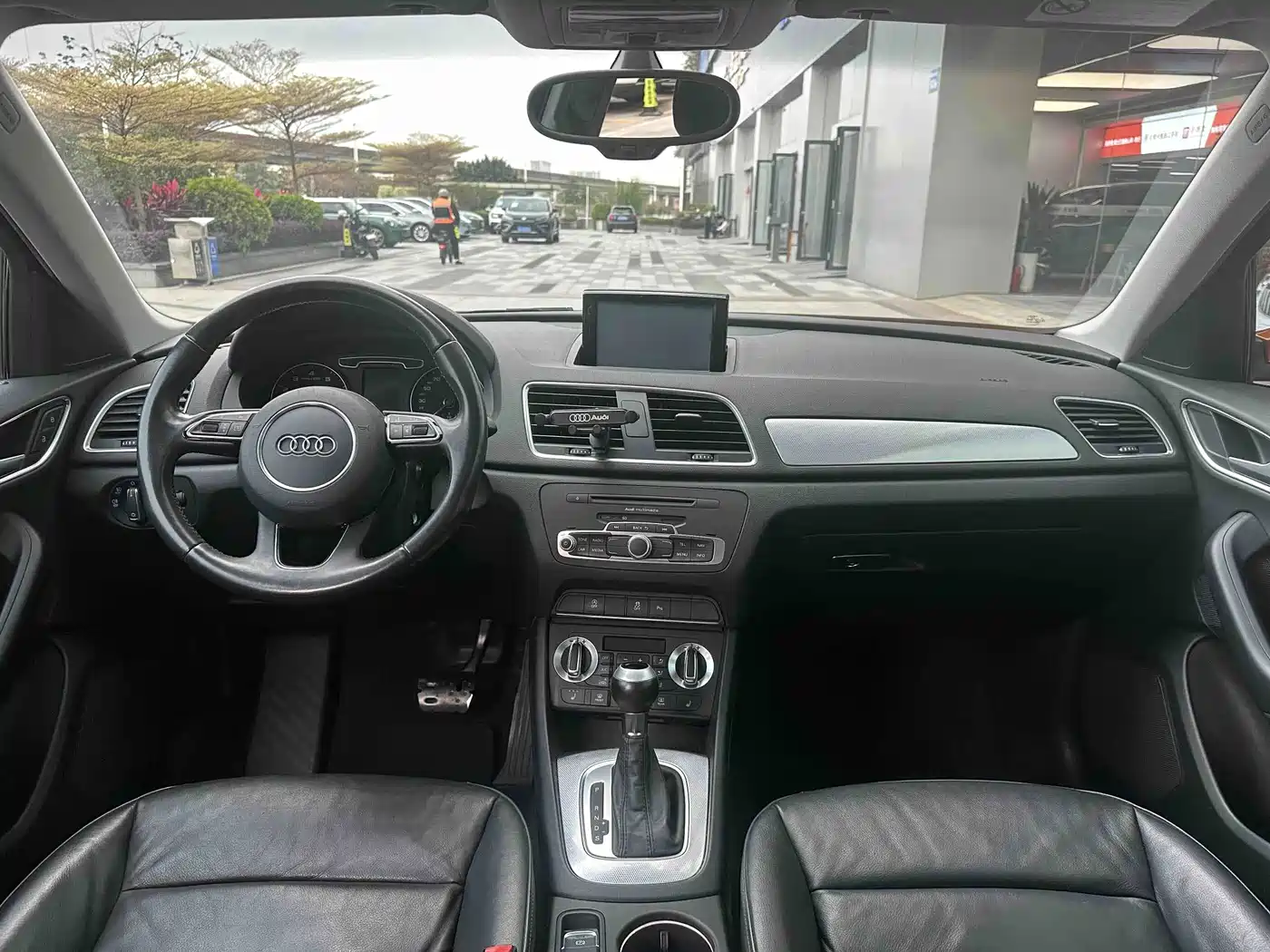 Фото 17 - Audi Q3