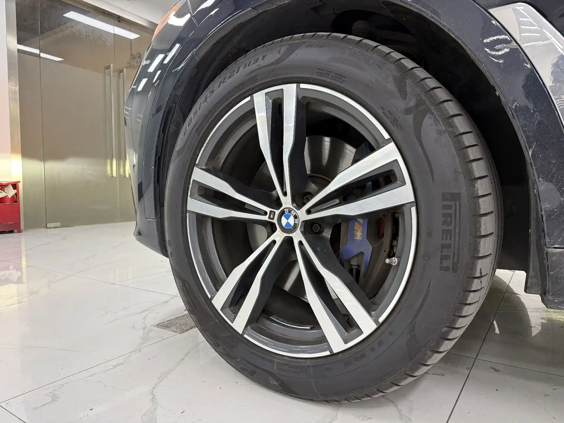 Photo 7 - BMW X7