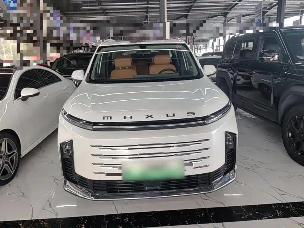 Фото 3 - Maxus Maxus G50 PHEV