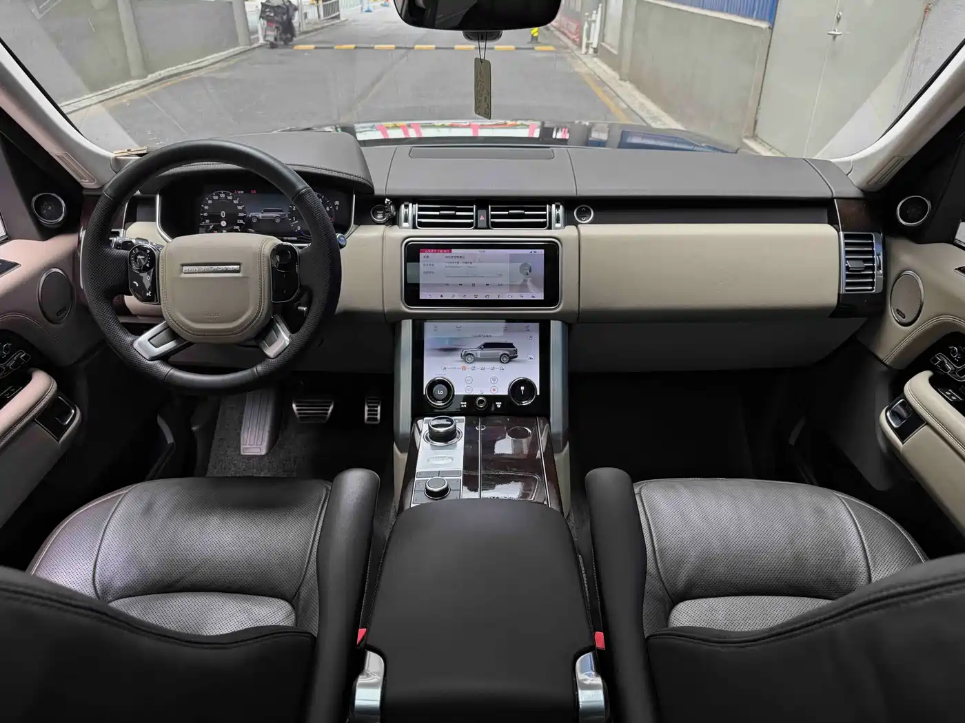 Land Rover Range Rover 2021 2021 3.0 L6 Heritage Extended Classic Edition