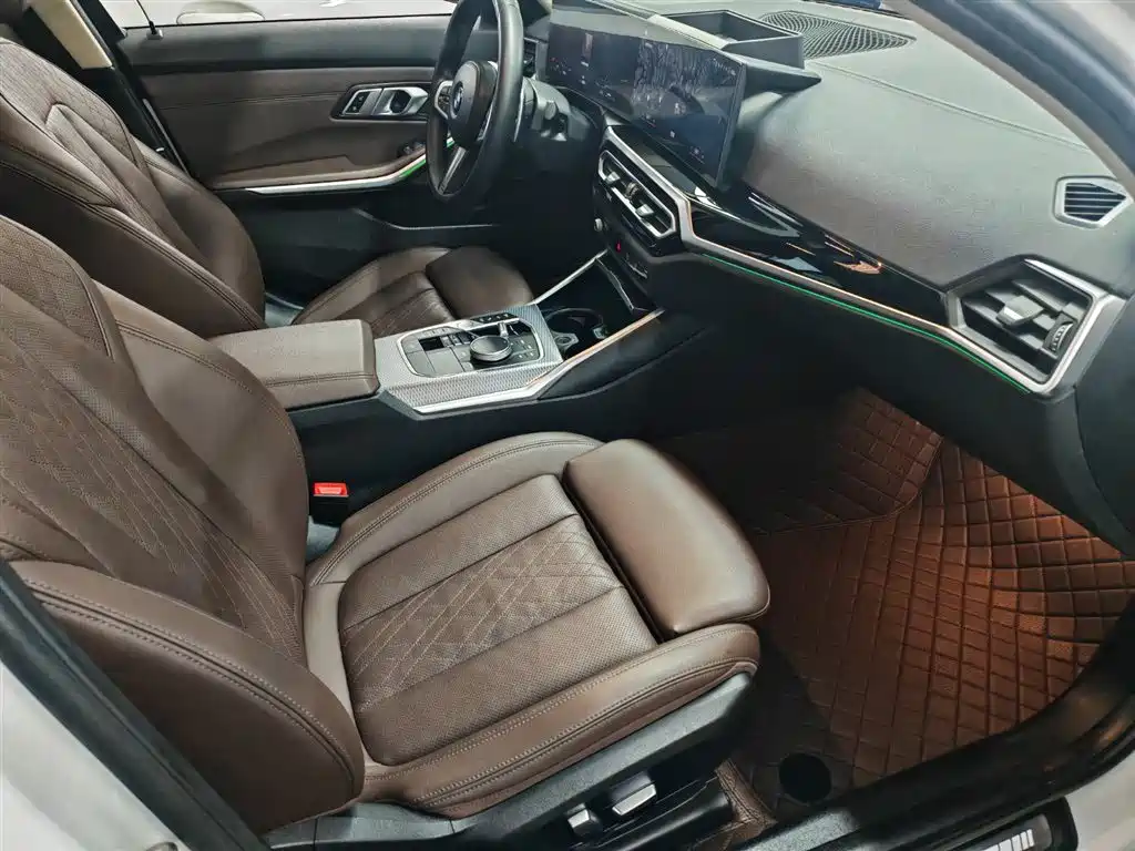 BMW 3 Series 2023 325Li M Sport Black Night Package фото 18