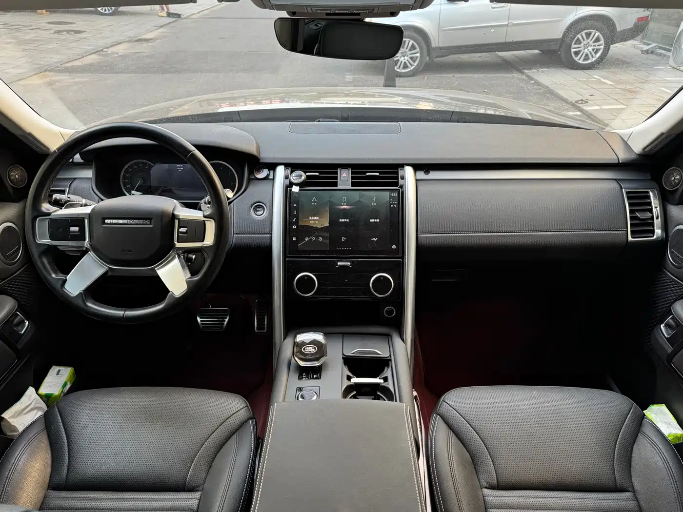 Фото 8 - Land Rover Discovery