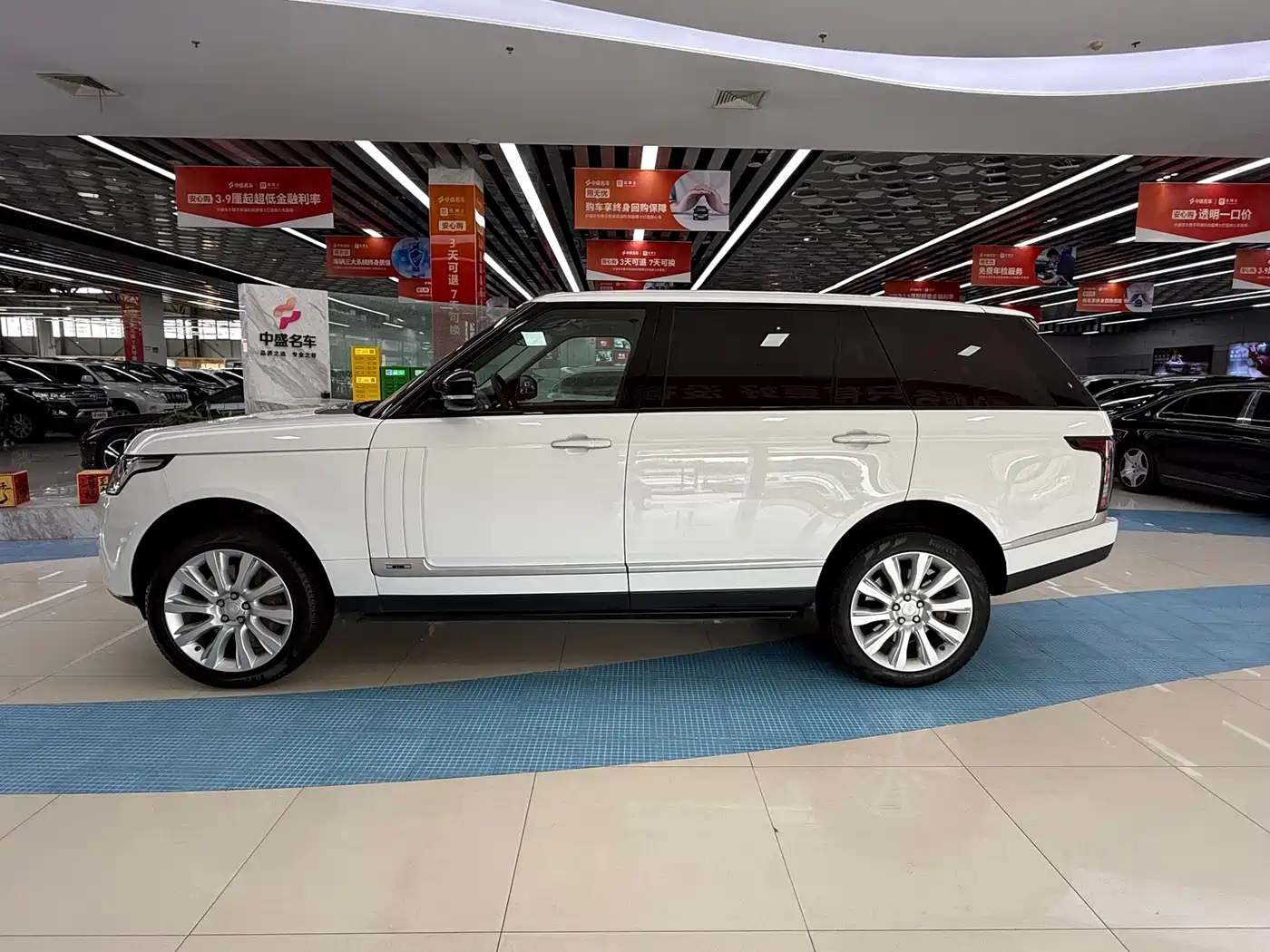 Land Rover Range Rover 2016 3.0 SC V6 Vogue LWB фото 4