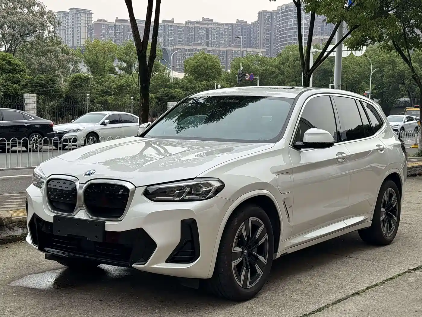 BMW iX3 2022 Facelift Leading Model