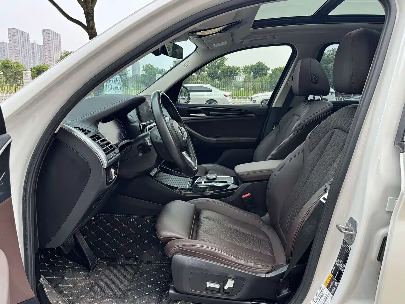 BMW iX3 2022 Facelift Leading Model фото 5