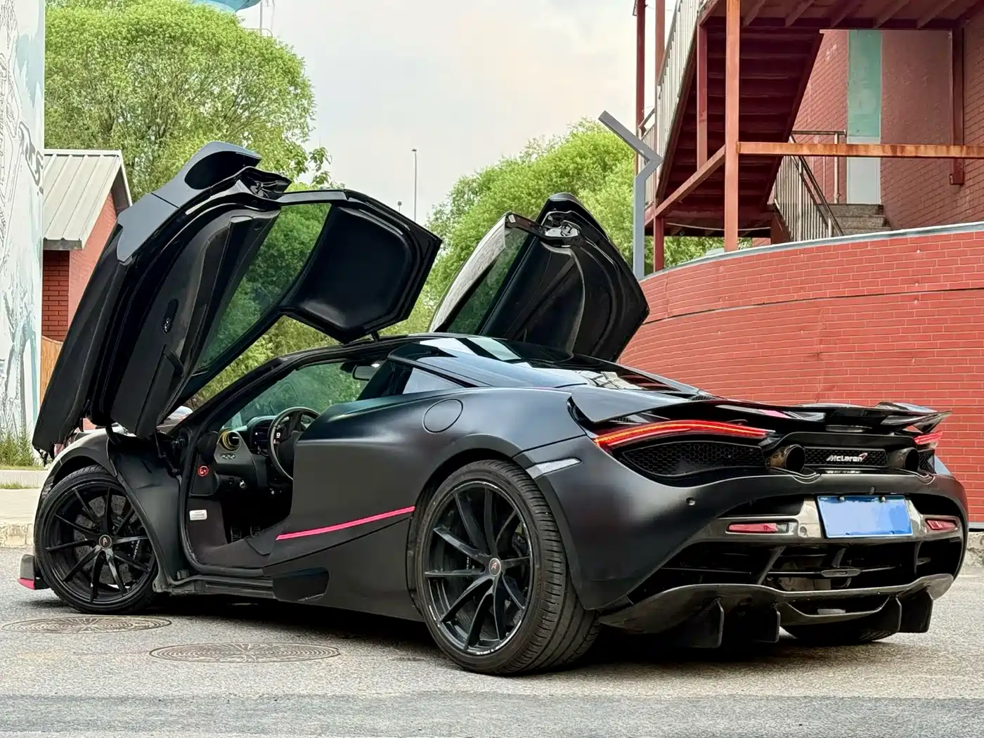 McLaren 720S 2019 4.0T Coupe фото 4