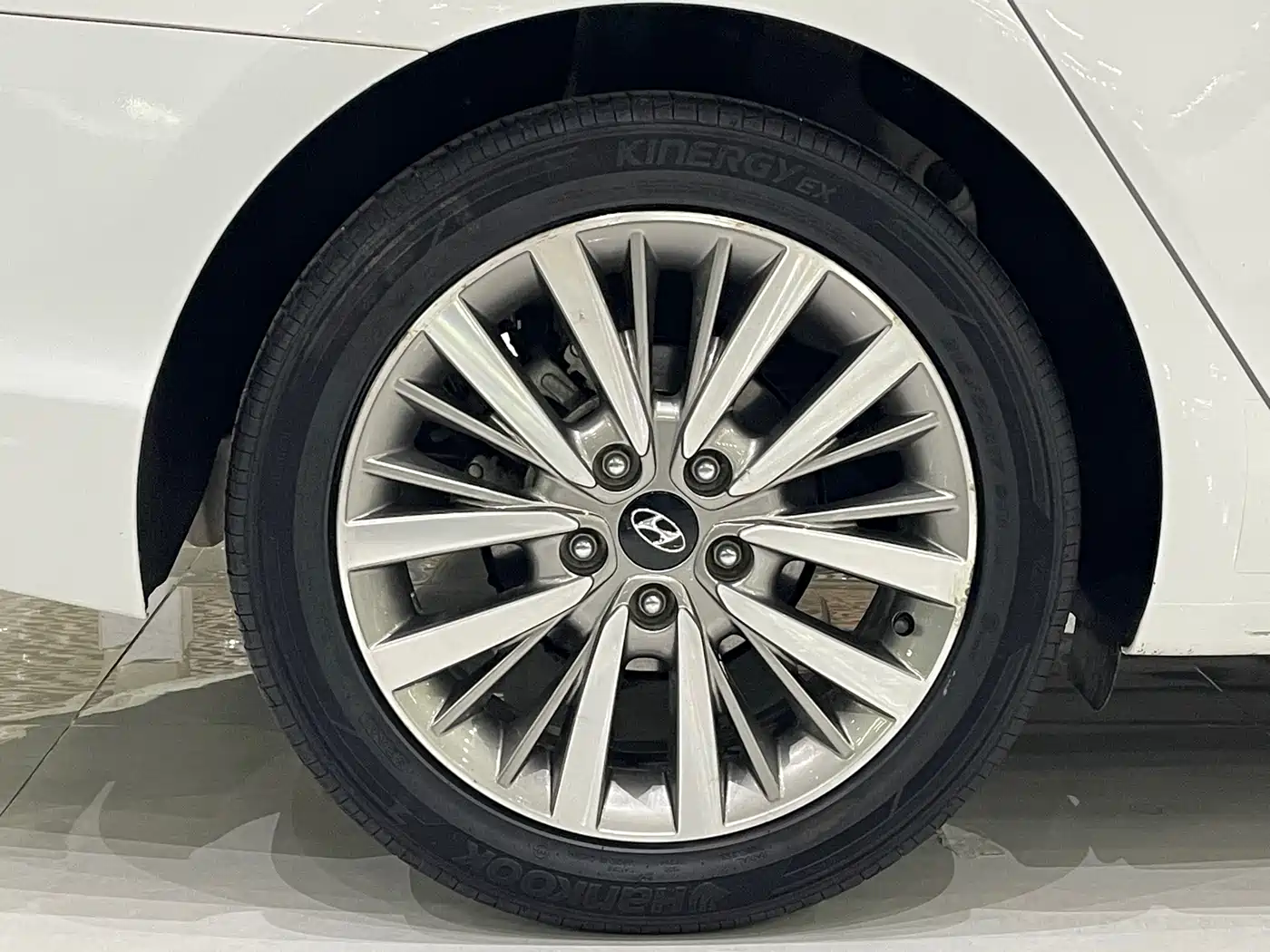 HYUNDAI NAME PICTURE