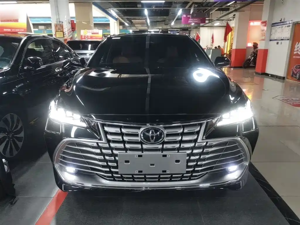 Toyota Avalon 2024 Hybrid 2.0L Luxury Edition фото 3