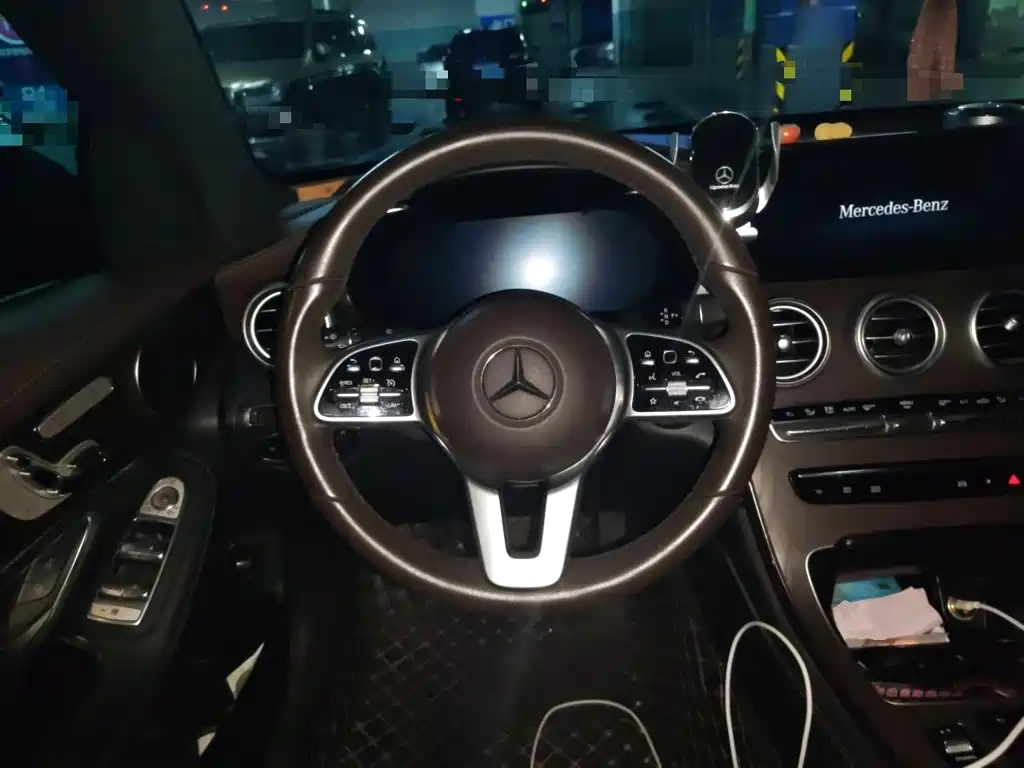 Фото 11 - Mercedes-Benz GLC