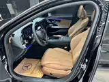 Фото 9 - Mercedes-Benz E-Class (Import)