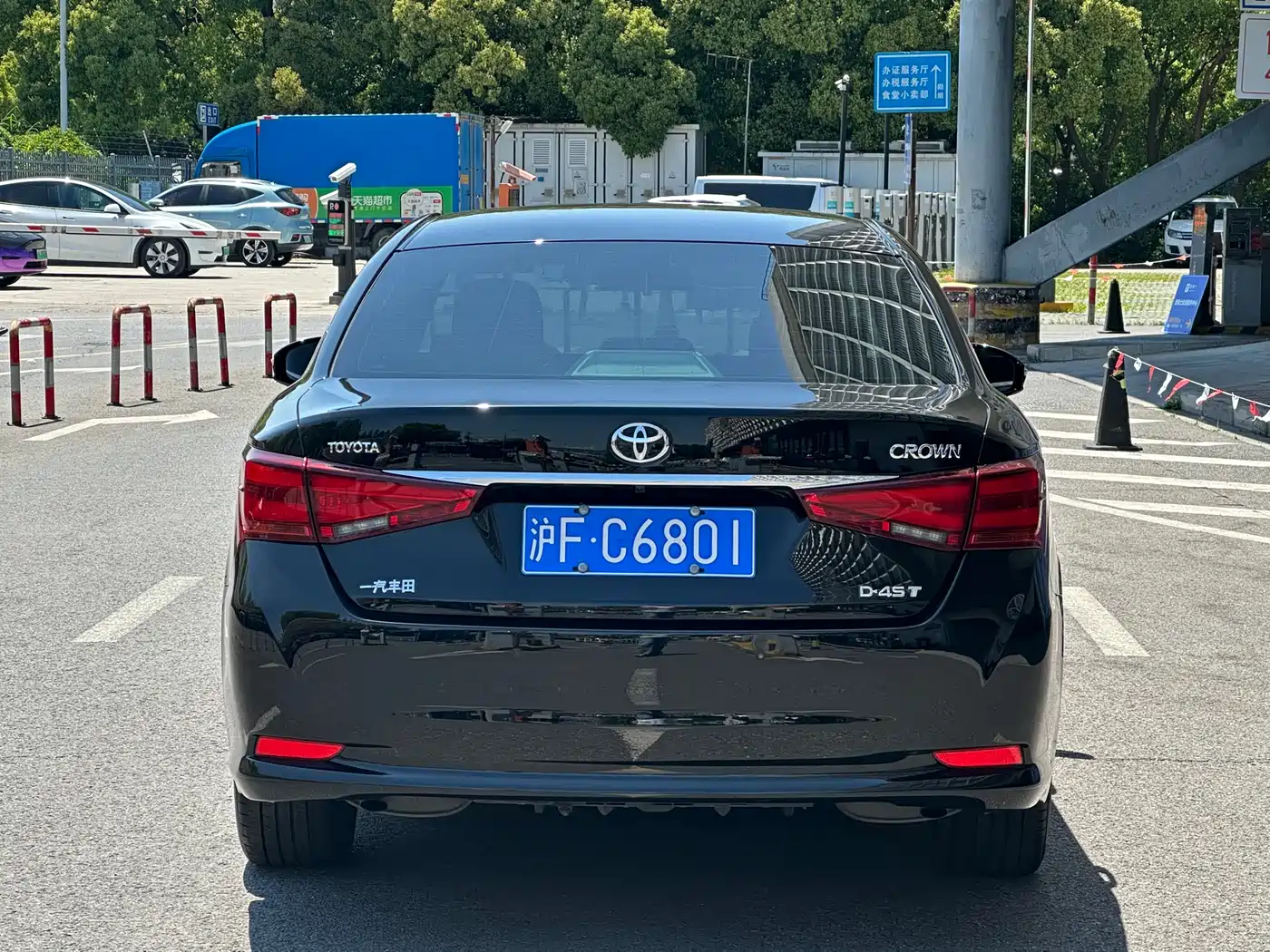 Toyota Crown 2017 2.0T Sport Edition фото 11