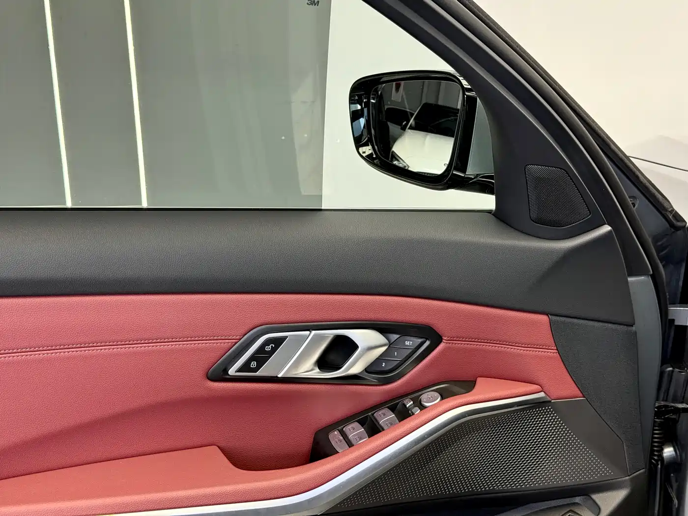 BMW 3 Series 2025 325Li M Sport Package фото 14