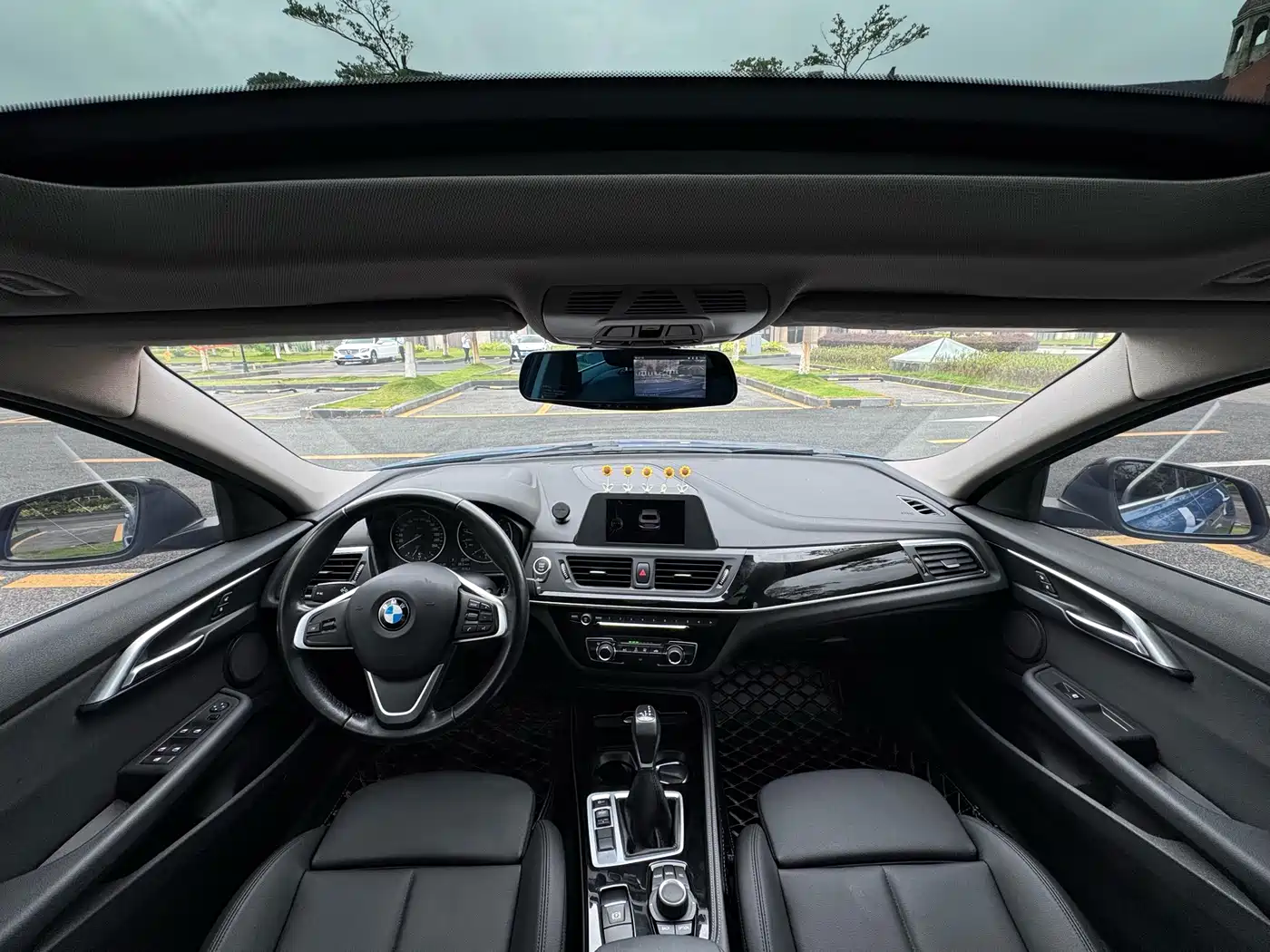 BMW 1 Series 2017 118i Sport фото 17