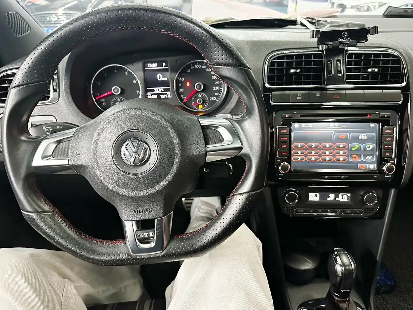Volkswagen Polo 2012 1.4TSI GTI фото 13