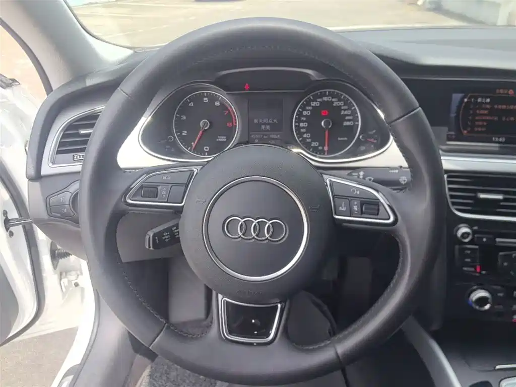 Audi A4L 2016 35 TFSI Collector's Edition Automatic Standard фото 11